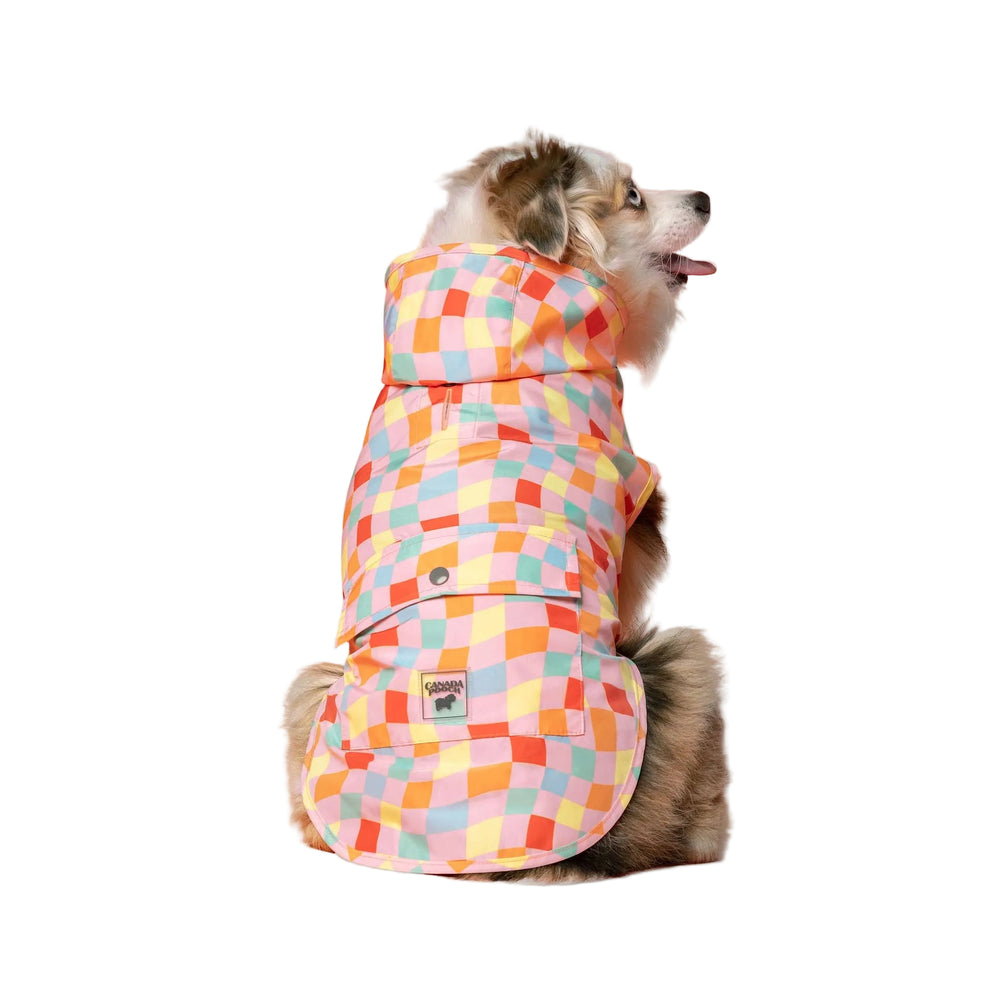 CANADAPOOCH Pick Me Poncho Dog Raincoat Warped Checker