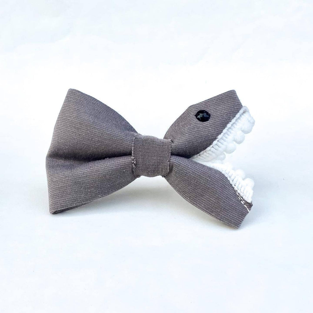 DOGGISH Chomp! Dog Bow Tie