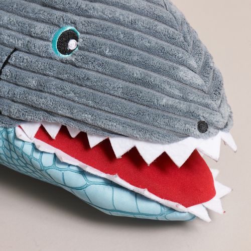 HUGGLEHOUNDS Hugglesnuffles Chomp & Chase, Finn Shark