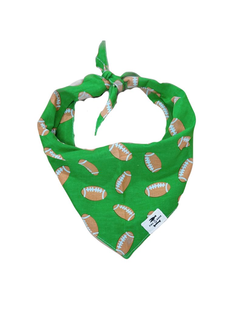 FISH & BONE Bandana Defender Football