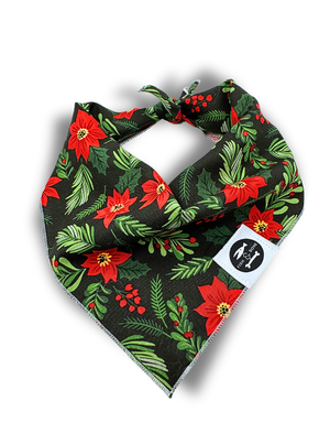 THE FISH & BONE Bandana Poinsettias