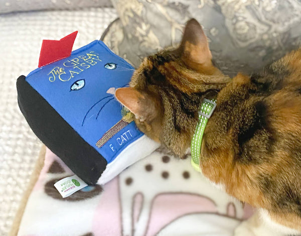 SCREAMING PICKLES The Great Catsby Catnip Book Toy
