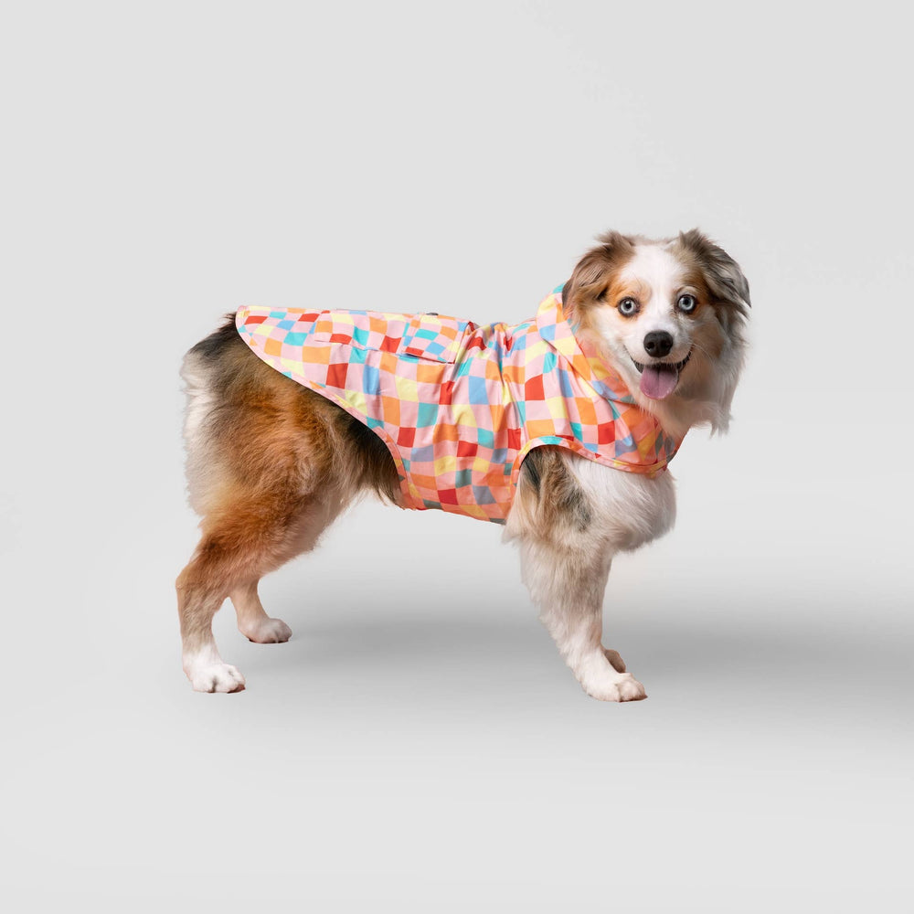 CANADAPOOCH Pick Me Poncho Dog Raincoat Warped Checker