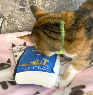 SCREAMING PICKLES The Great Catsby Catnip Book Toy