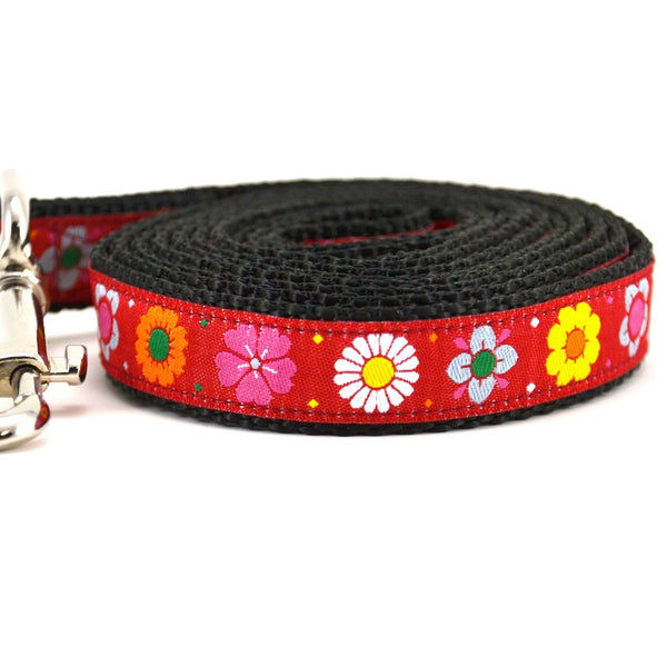 SIX POINT PET Daisy Chain Leash Red