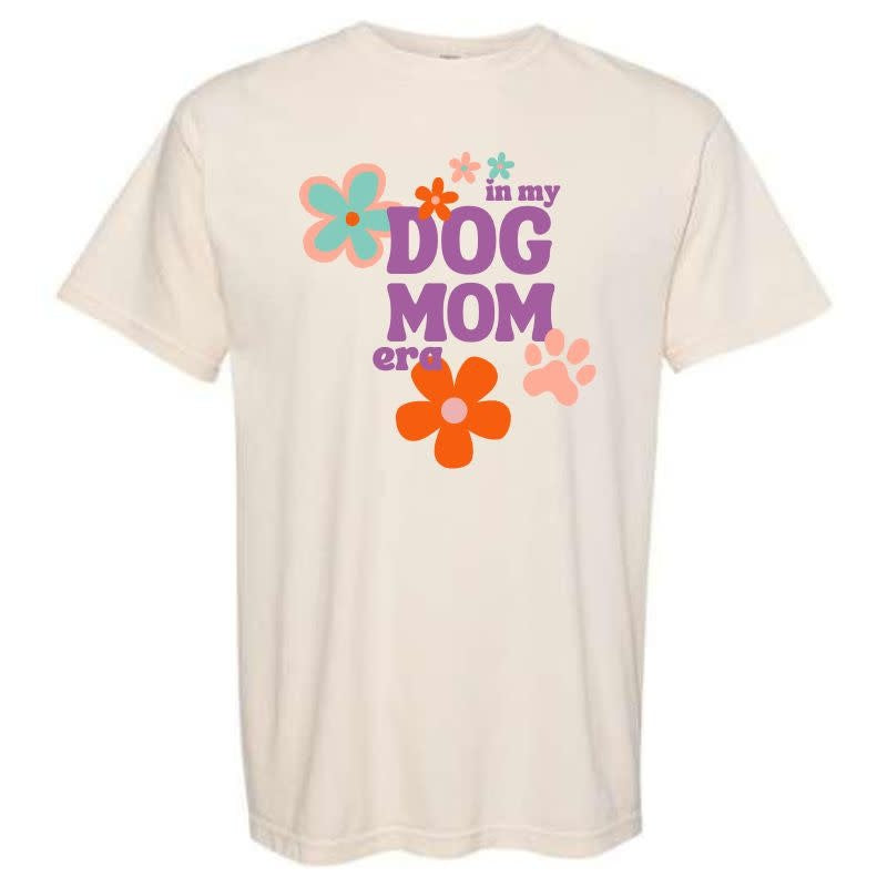 FISH & BONE Dog Mom Era T-shirt Ivory
