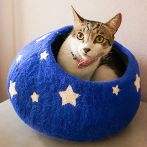 FRIENDSHEEP Midnight Stars Eco Kitty Cave
