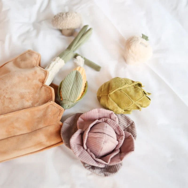 LAMBWOLF COLLECTIVE Enrichment Toy Farmer's Market Set