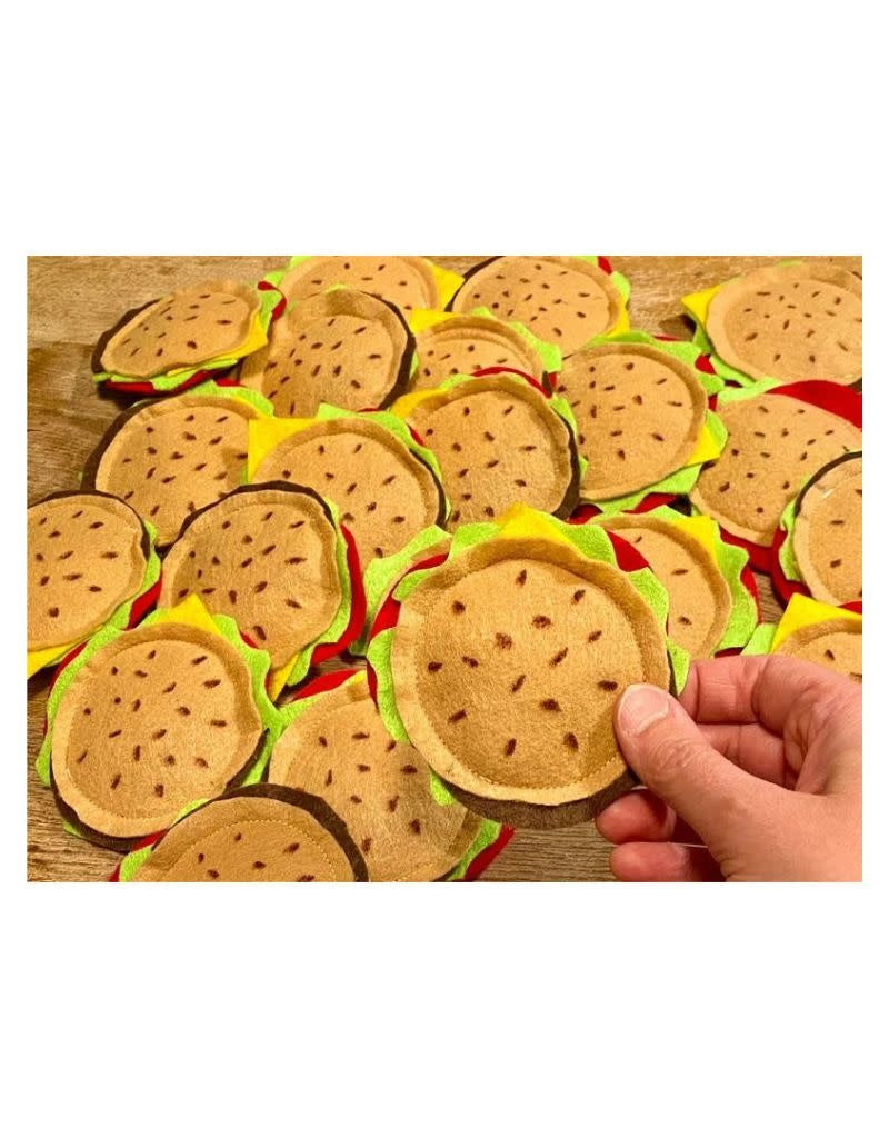 PROXIMA DESIGNS Burger Cat Toy