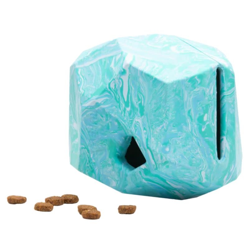 RUFFWEAR Gnawt-a-Rock