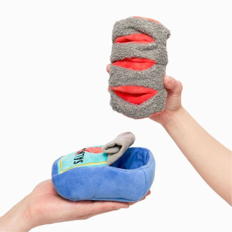 THE FURRY FOLKS Tinned Salmon Nose Work Toy
