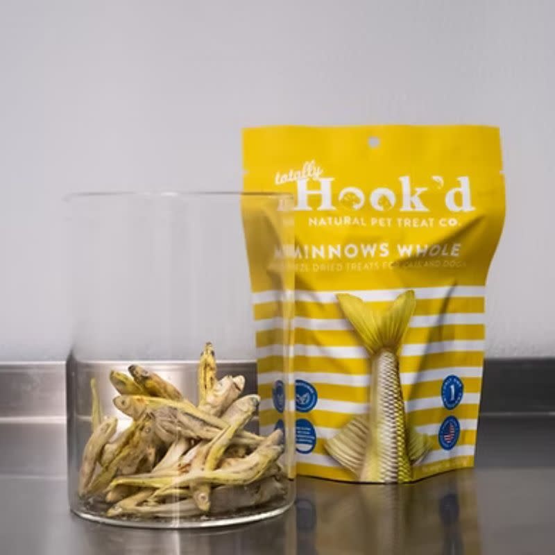 TOTALLY HOOK'D Whole Minnows Dog Treats